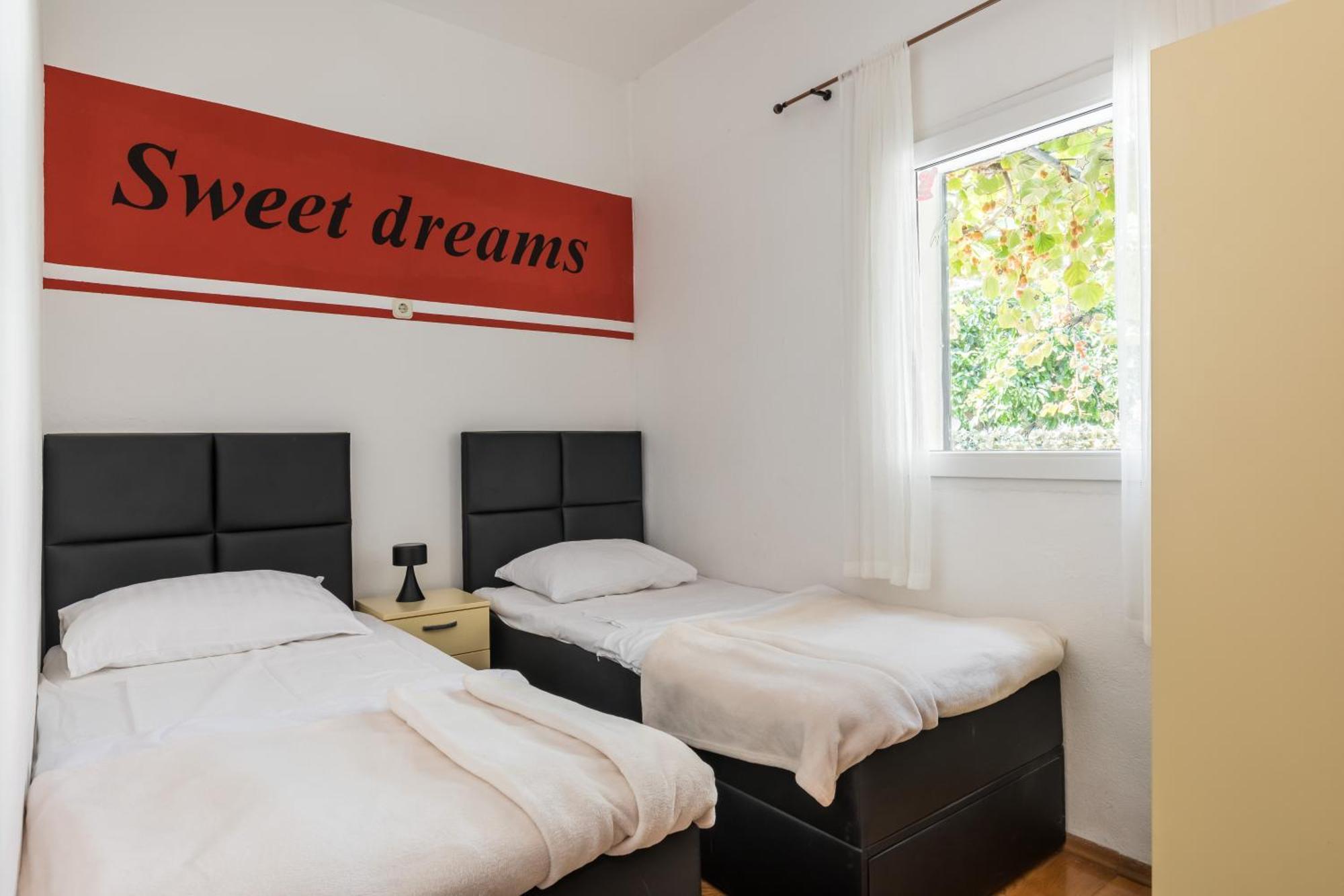 Apartamento Sweet Dreams Sutivan Exterior foto